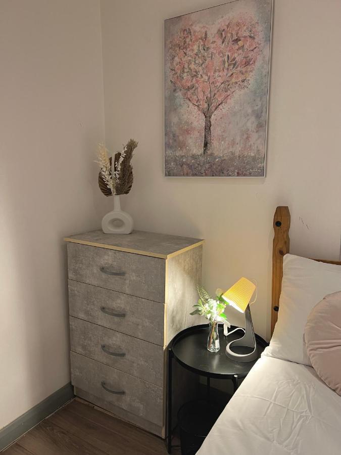 3 Bedroom Flat In King'S Cross, St Pancras'S. 8 People Londyn Zewnętrze zdjęcie