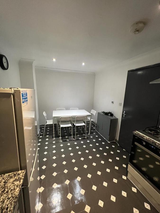 3 Bedroom Flat In King'S Cross, St Pancras'S. 8 People Londyn Zewnętrze zdjęcie